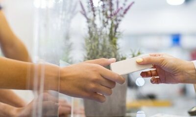 Entrée en vigueur de l’interdiction de distribuer des échantillons de produits